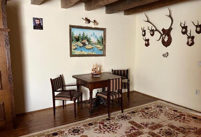 חדר סטנדרט לשלושה, Pensiunea Rozalia