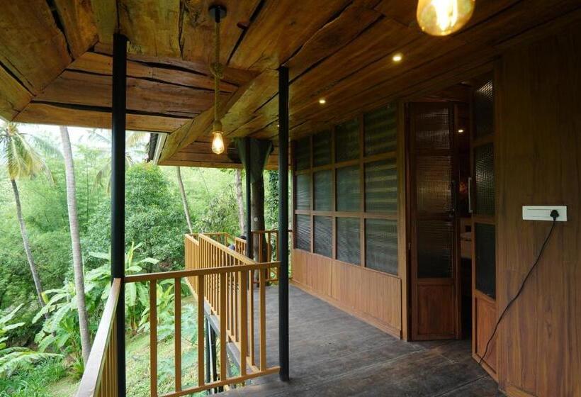 Шале 1 Спальня, The Tree Organic Farm And Stay   Non Alcoholic Property