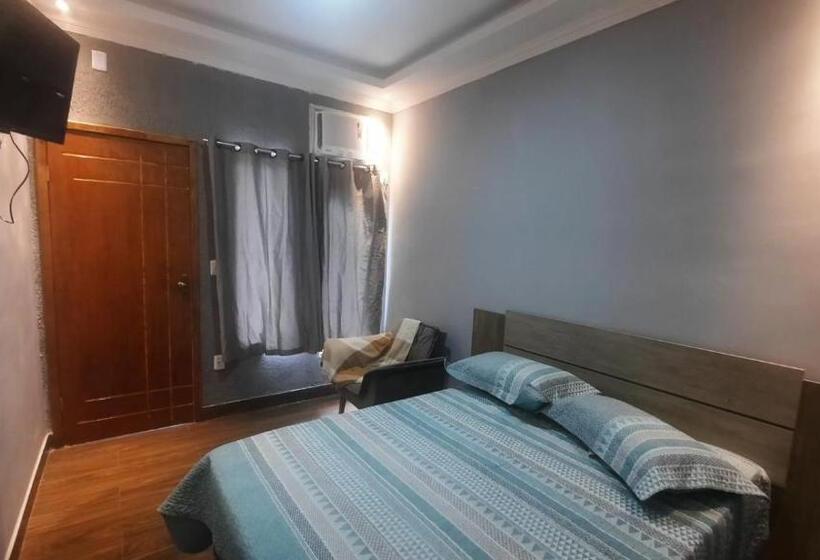 סוויטה עם מרפסת, Pousada Recanto Beach House   Cabo Frio   Rj  Unamar  Cond Florestinha   1 Min A Pé Da Praia