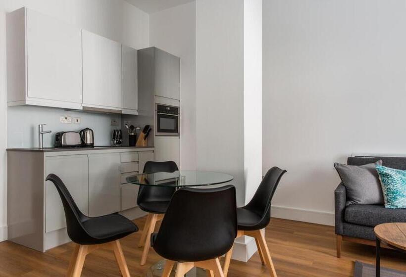 דירת חדר, Atria By Viridian Apartments