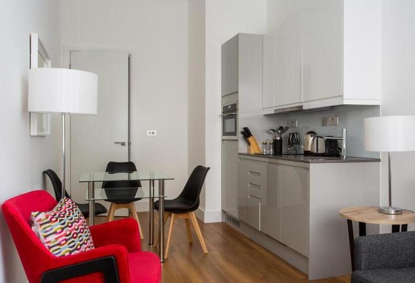 דירת חדר, Atria By Viridian Apartments