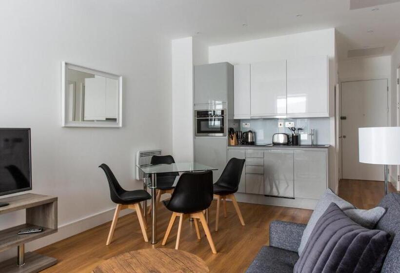 דירת שני חדרים, Atria By Viridian Apartments