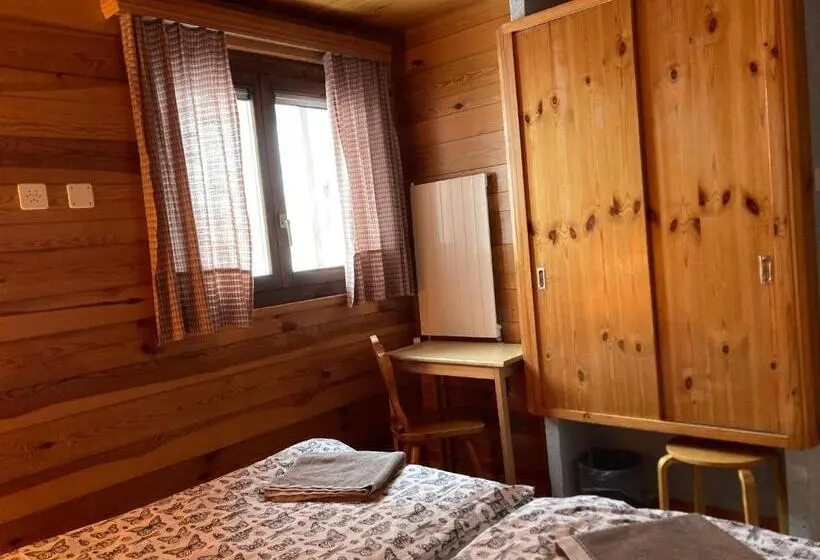 Standard Kolmen Hengen Huone, B&b Chalet Rey Bellet