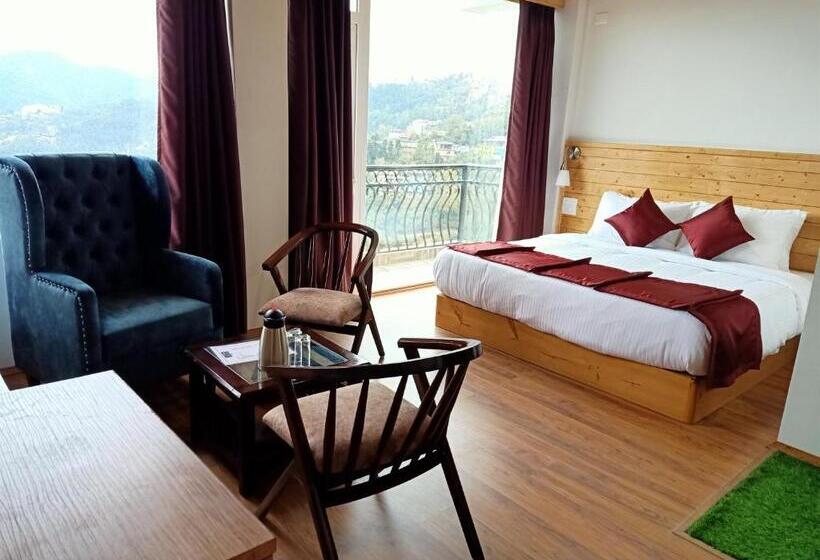 带阳台的豪华间, Aranyavilas