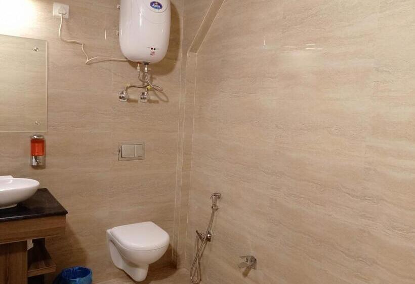 豪华房间, Aranyavilas