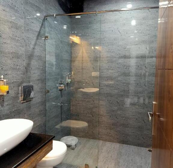 高级大房间, Aranyavilas