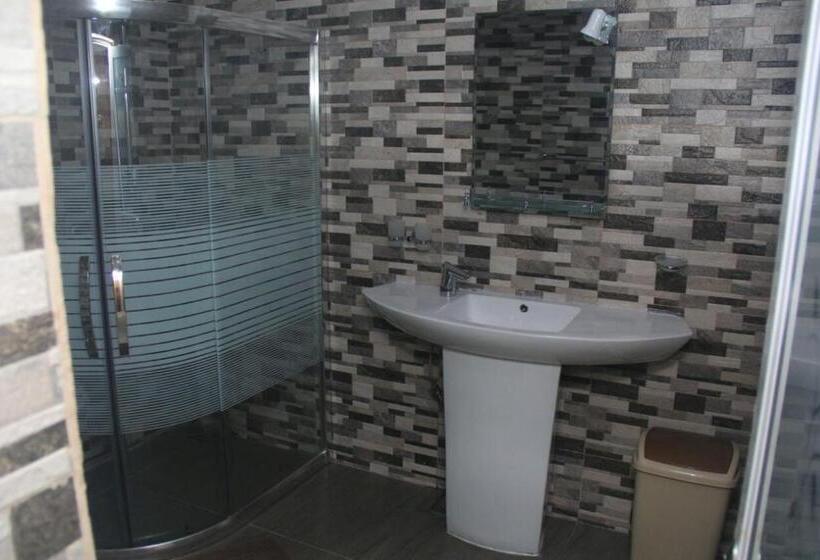 Номер Стандарт, El Corazon De Hikkaduwa