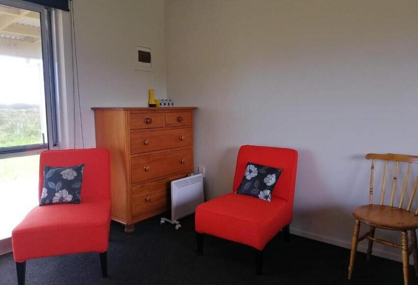 Deluxe room with river view, Scenic Waterways Retreat