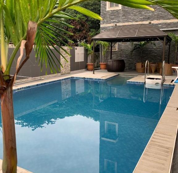 샬레, Fengshui Residence