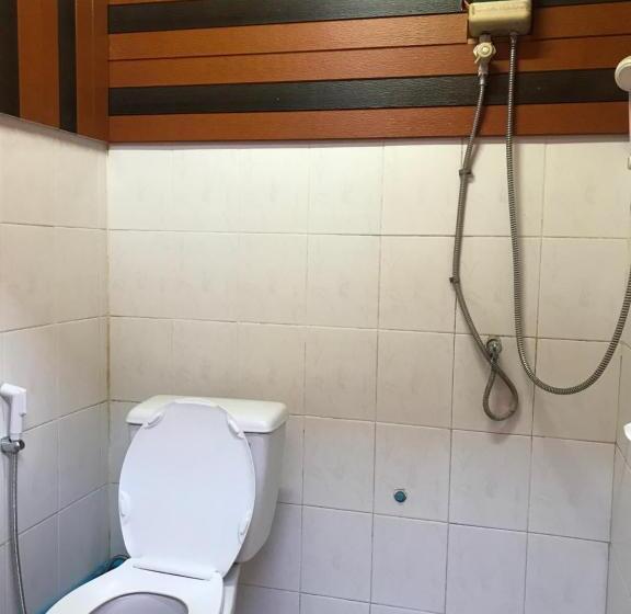 Habitació Deluxe, ชรินพันธ์เฮ้าส์