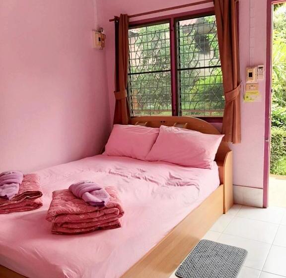 Habitació Deluxe, ชรินพันธ์เฮ้าส์