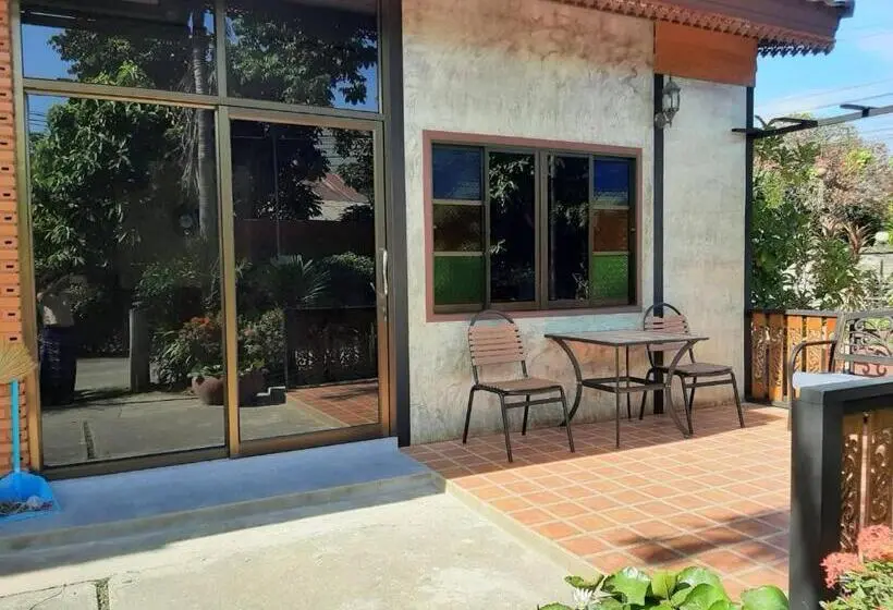 ファミリールーム, ชรินพันธ์เฮ้าส์