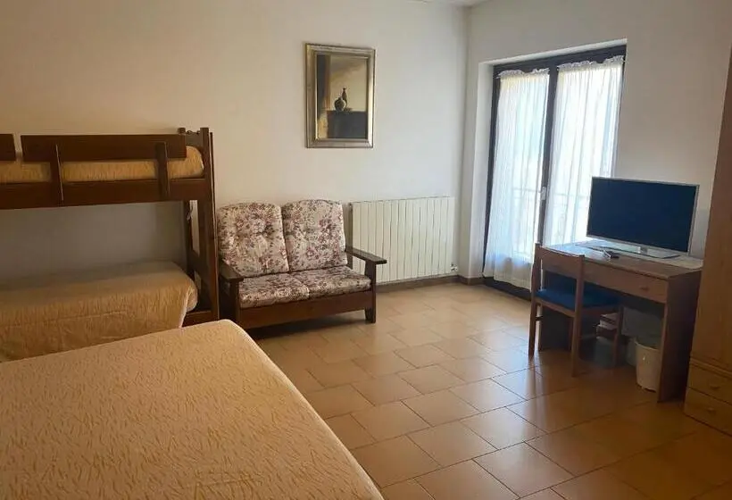 スタンダード4人部屋, Albergo La Perla