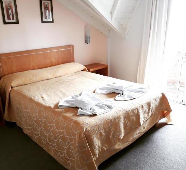 수피리어 룸, Belmar