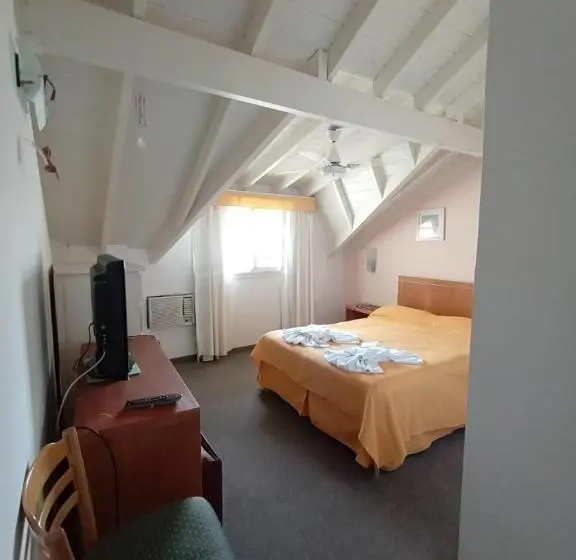 Perhehuone, Belmar