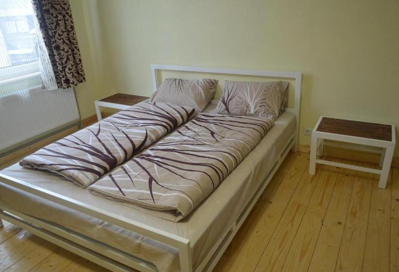 سوییت, Bobrovski