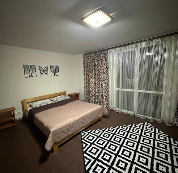 سوییت, Bobrovski