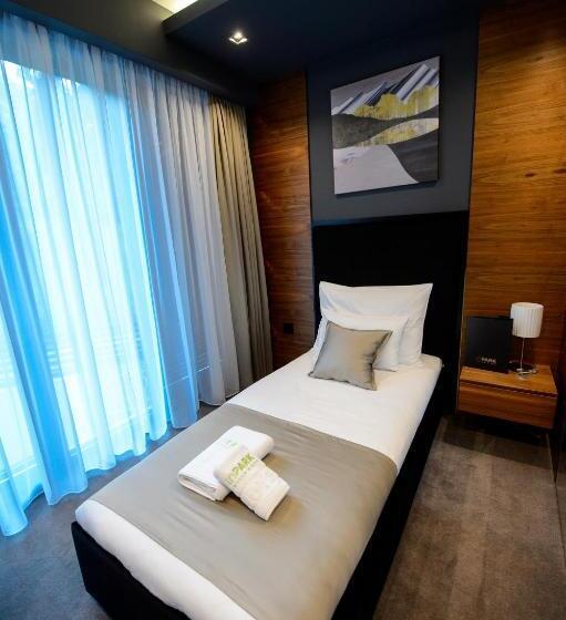 اتاق استاندارد یک نفره, In Park Villa