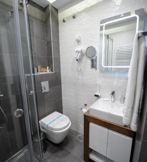 اتاق استاندارد یک نفره, In Park Villa