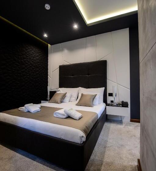 اتاق لوکس, In Park Villa