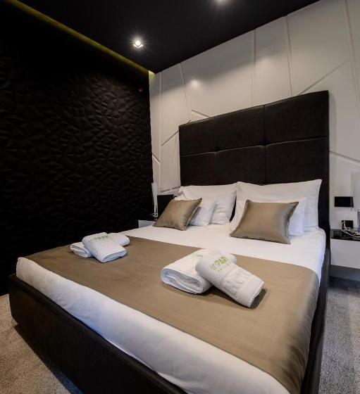 اتاق لوکس, In Park Villa