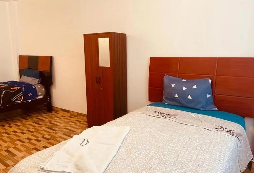 Standard Kolmen Hengen Huone, Puerto Bayovar Ii