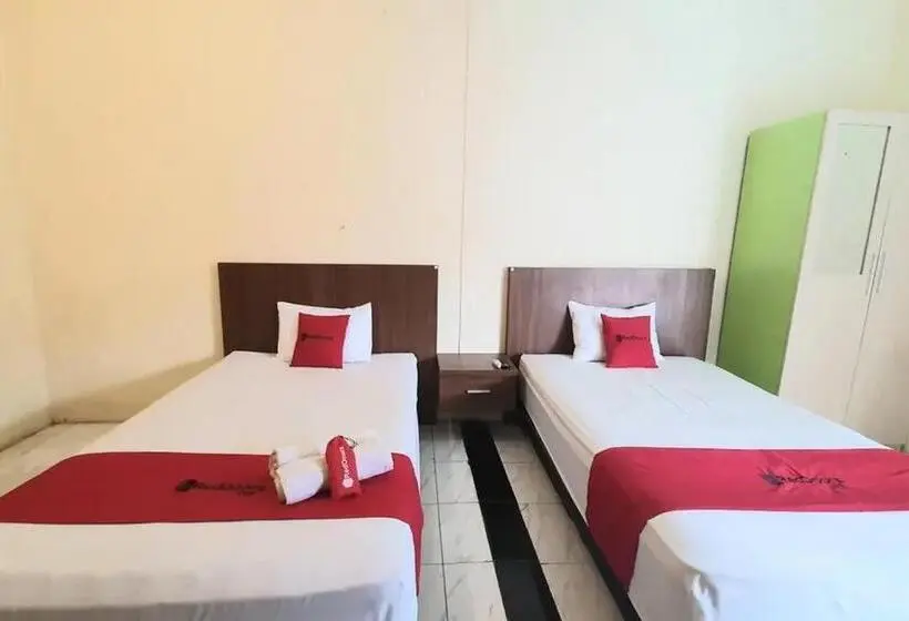 Deluxe-huone, Reddoorz Near Universitas Pgri Kanjuruhan