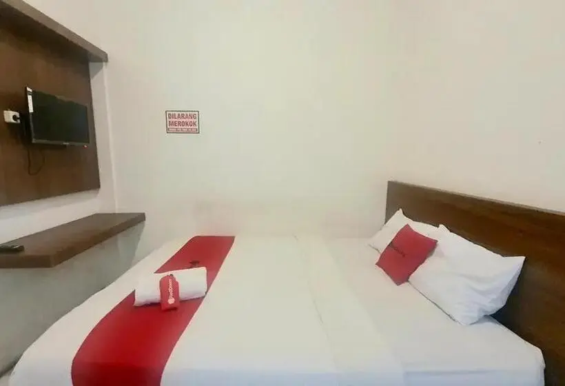 Standard-huone, Reddoorz Near Universitas Pgri Kanjuruhan