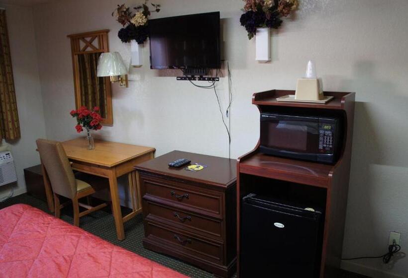 キングサイズベッドのスタンダードルーム, Royalinn & Suites