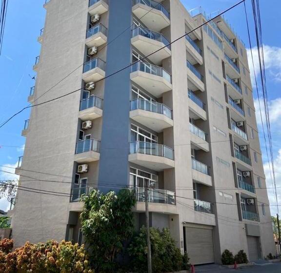 Апартаменты 1 Спальня, Legends Towers Apartments