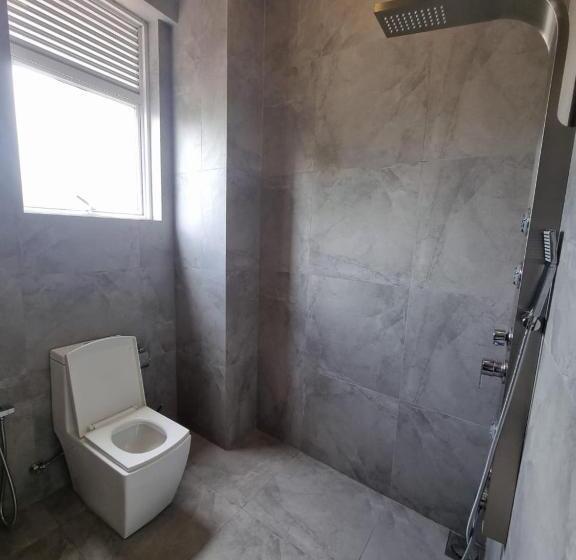 Апартаменты 1 Спальня, Legends Towers Apartments