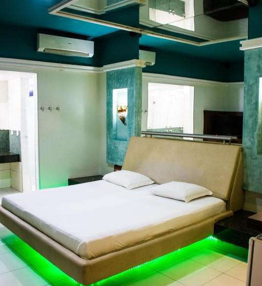 اتاق لوکس, Netuno Motel