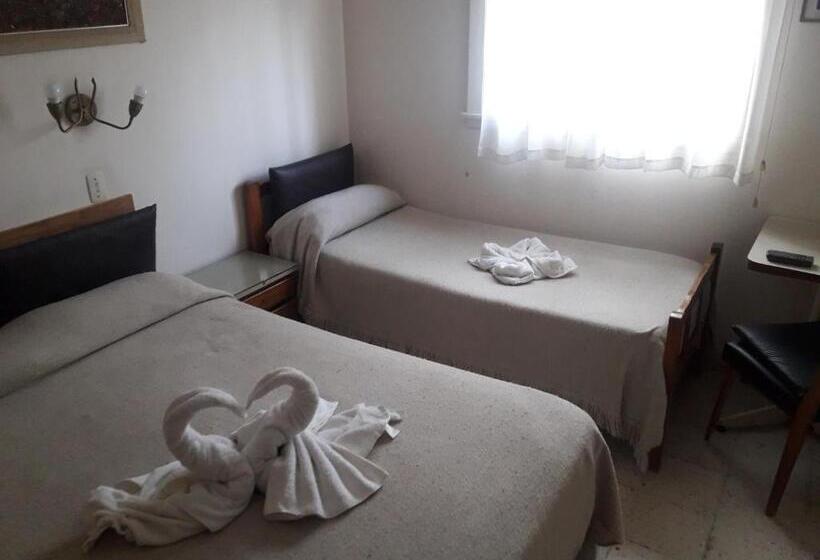 스탠다드 트리플 룸, Apartamentos Florencia