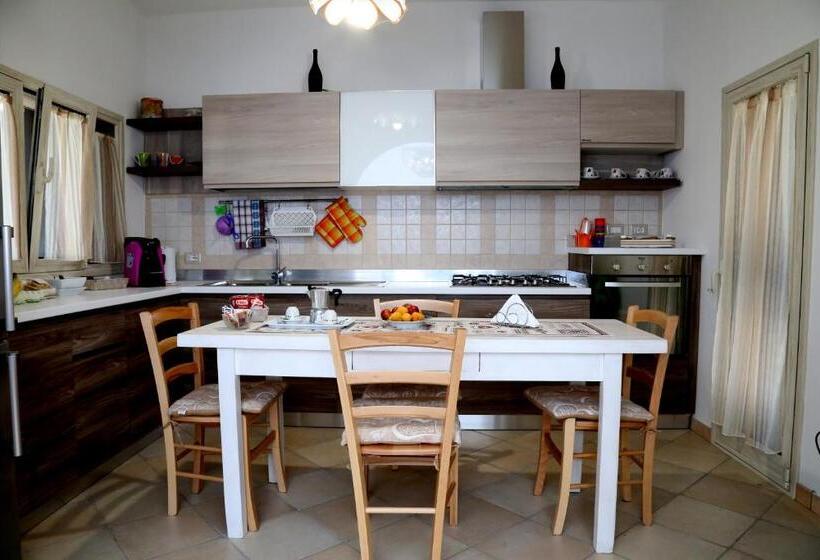 חדר סטנדרט לשלושה, La Casa Malu