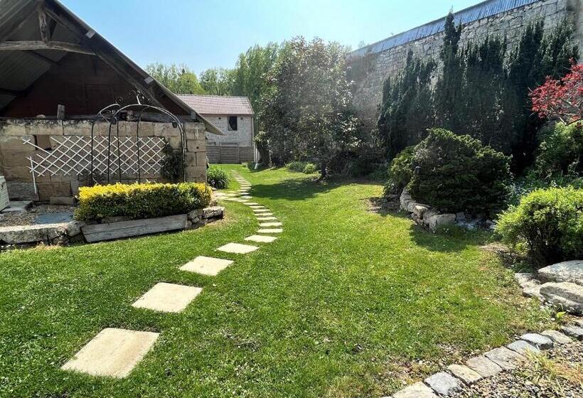 Дом 1 Спальня, Relais De Poste Des Templiers