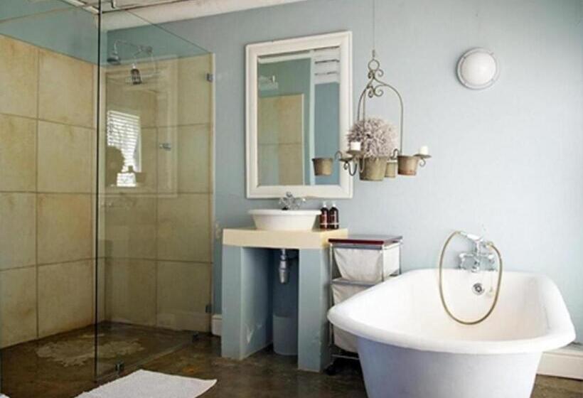 شاليه سوبيريور غرفة نوم واحدة, South Hill