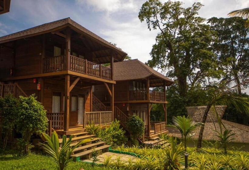 חדר סופריור נוף לגינה, Big Tree Cottages