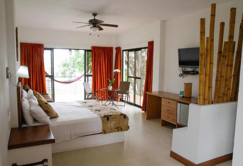 バルコニー付きデラックスルーム, Toscana