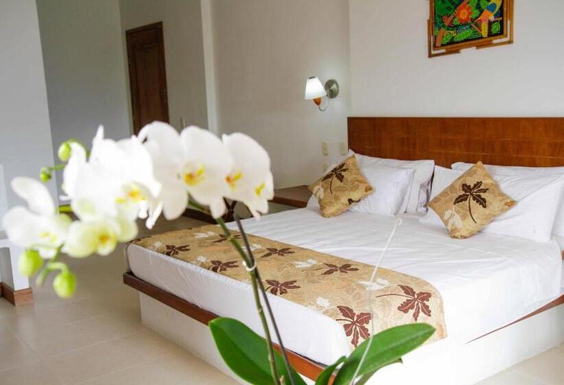 バルコニー付きデラックスルーム, Toscana