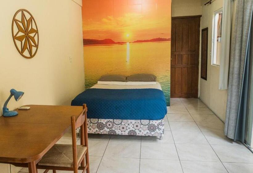 סוויטה דלוקס, Sunhouse Hostel