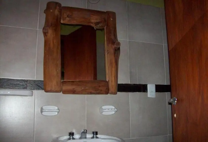Standard Kolmen Hengen Huone, Hosteria Santa Francisca