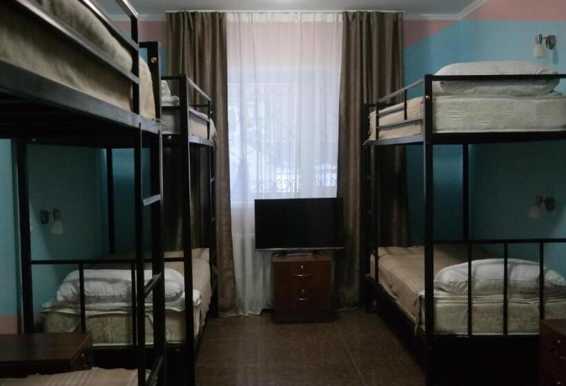 تختخواب در اتاق مشترک, Astana Best Hostel