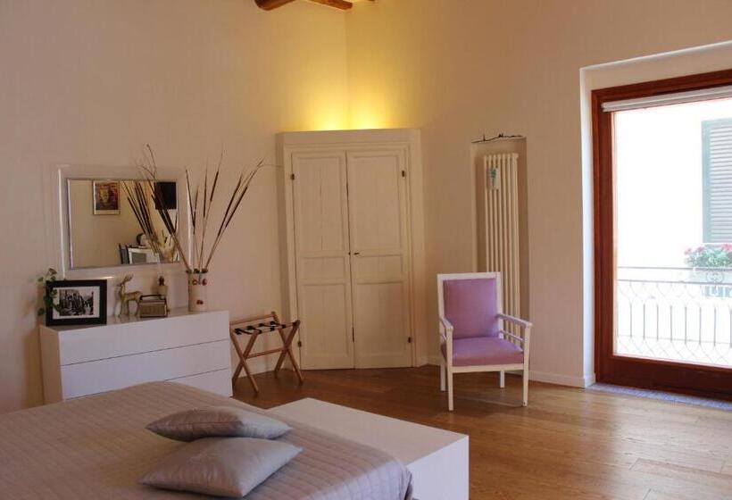 スイート, Dimora Di Charme Cassaro 168