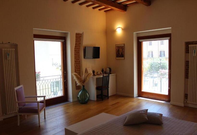 スイート, Dimora Di Charme Cassaro 168