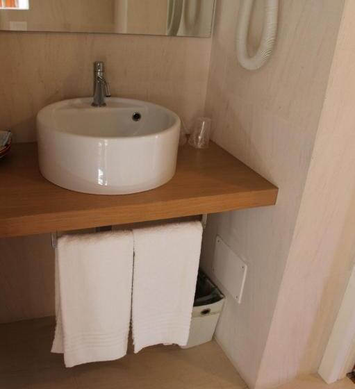 スイート, Dimora Di Charme Cassaro 168