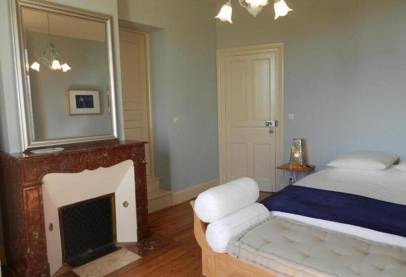 Номер Комфорт, Petit Château Le Piot