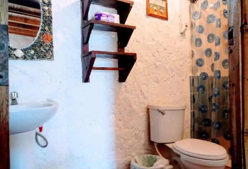 اتاق استاندارد یک نفره, Guacamayo Bed & Breakfast