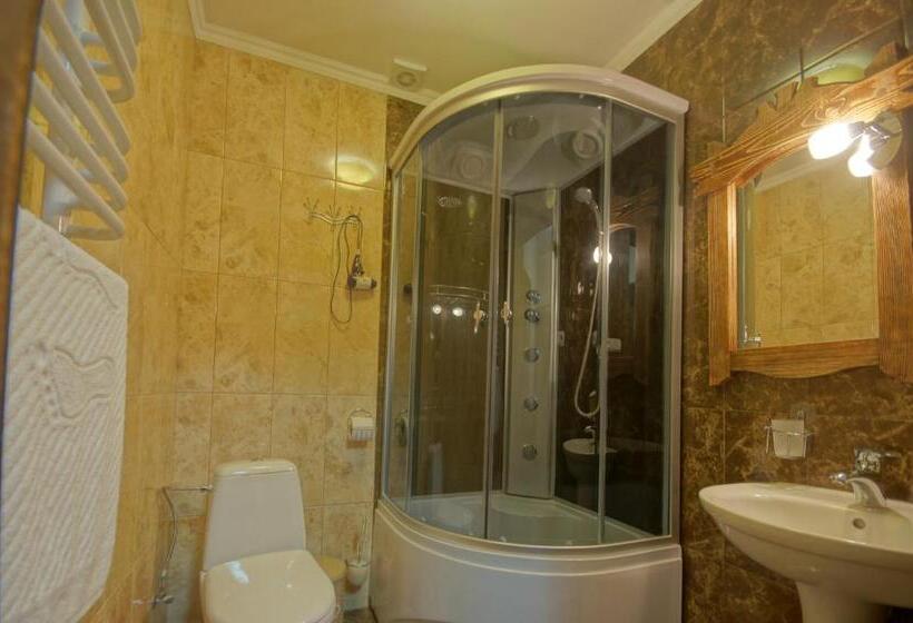 اتاق سوپریور سه تخته, Dacha