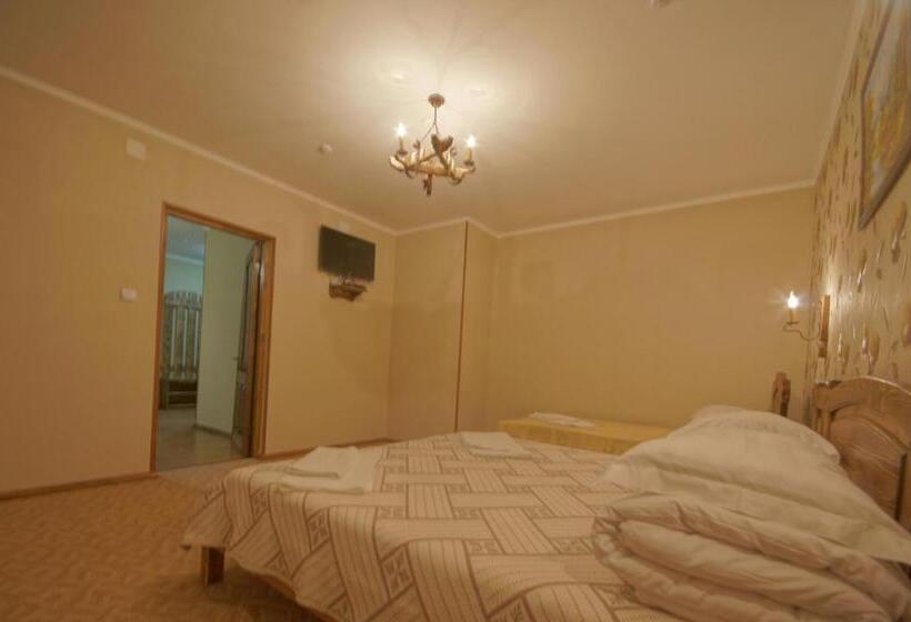 اتاق سوپریور سه تخته, Dacha