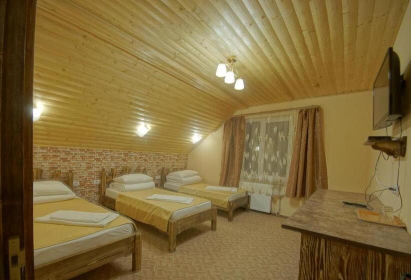 اتاق استاندارد سه نفره, Dacha